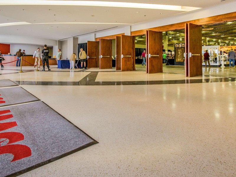 DoubleTree by Hilton Hotel Miami Airport & Convention Center 9