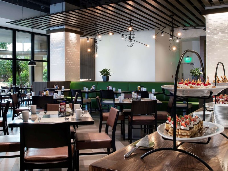 DoubleTree by Hilton Hotel Miami Airport & Convention Center 17