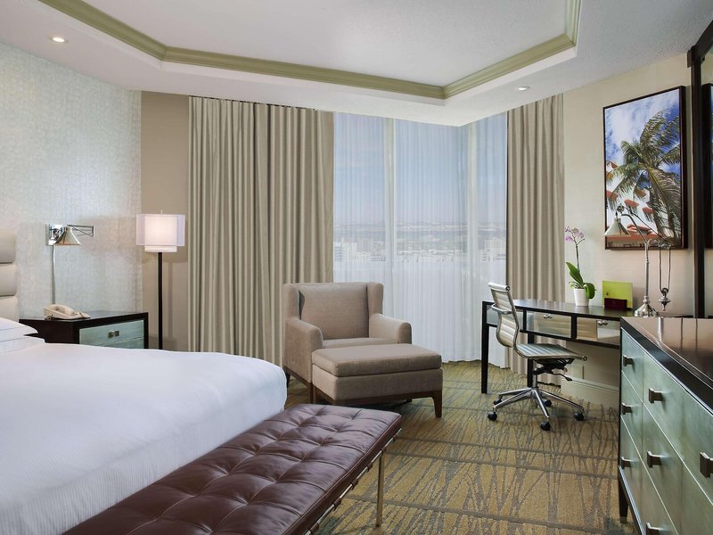 DoubleTree by Hilton Hotel Miami Airport & Convention Center 25
