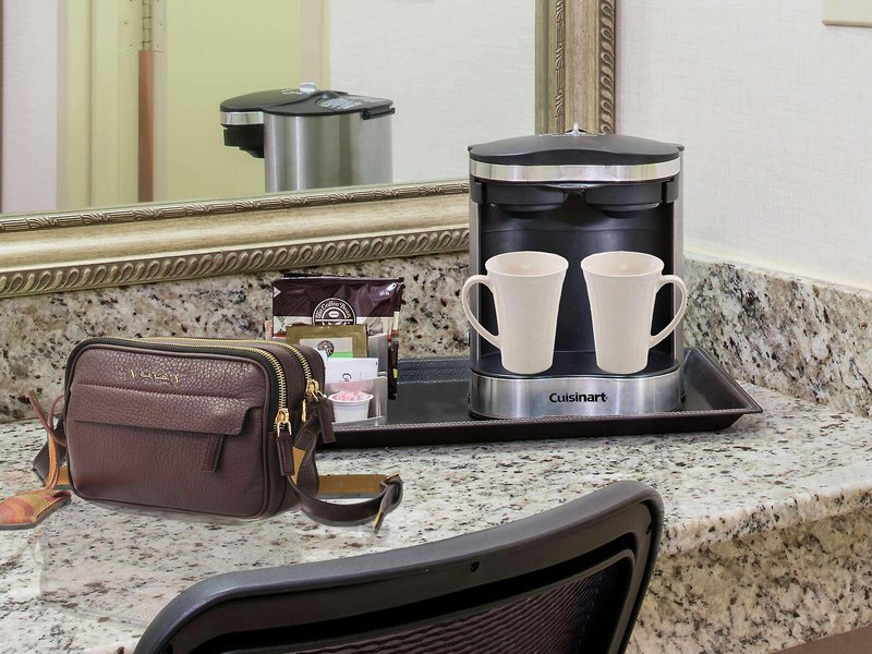 DoubleTree by Hilton Hotel Miami Airport & Convention Center 35