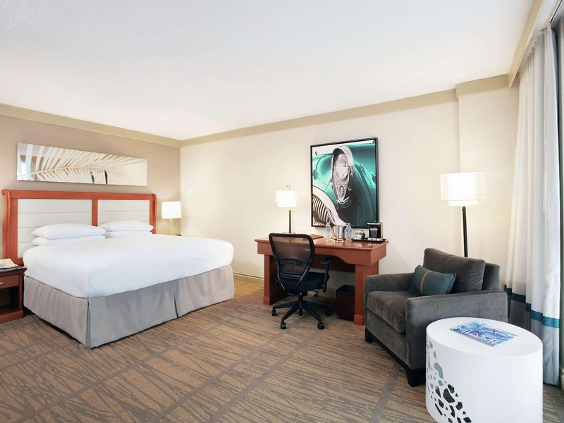 DoubleTree by Hilton Hotel Miami Airport & Convention Center 39