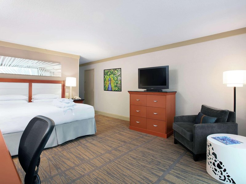 DoubleTree by Hilton Hotel Miami Airport & Convention Center 48