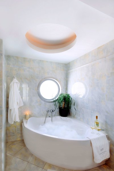 The Athens Mirabello 18