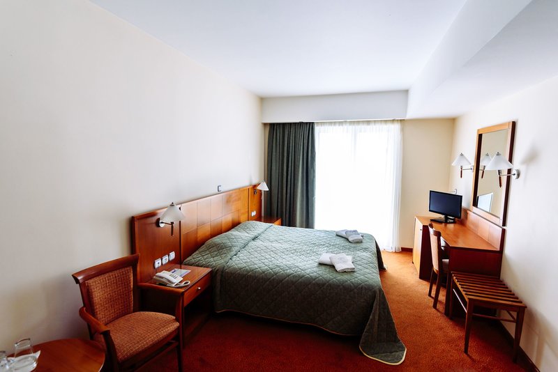 The Athens Mirabello 21