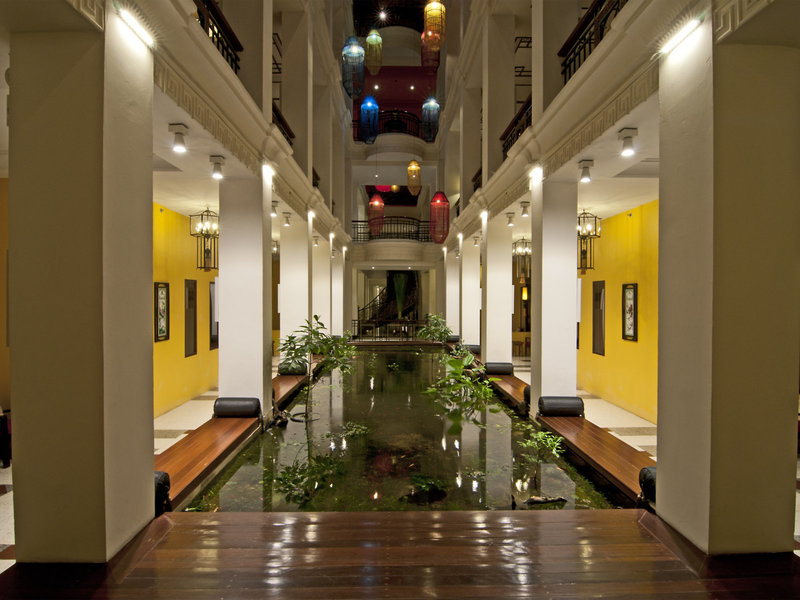 Shanghai Mansion Bangkok 12