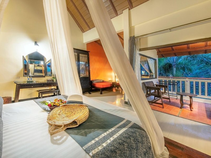 Lanta Cha Da Beach Resort & Spa 30