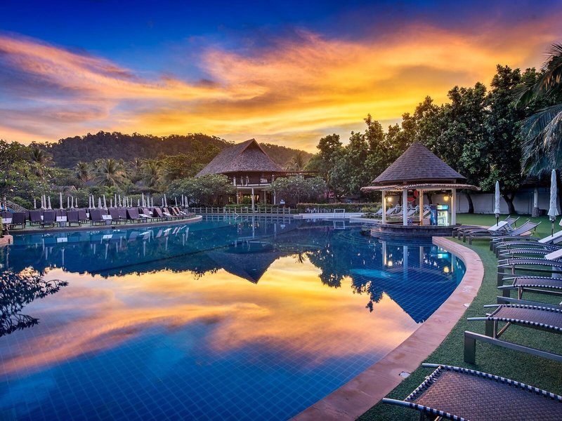 Lanta Cha Da Beach Resort & Spa 8
