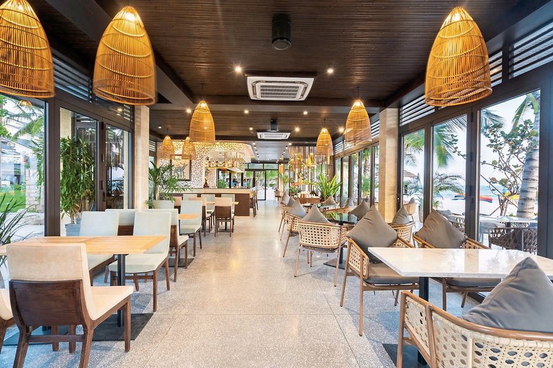 Hoang Ngoc Beach Resort 13