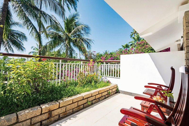 Hoang Ngoc Beach Resort 35