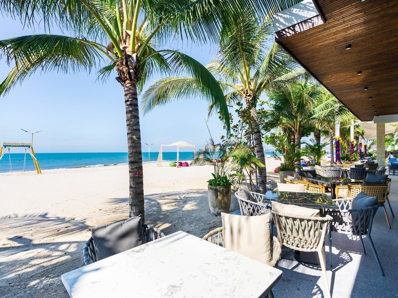 Hoang Ngoc Beach Resort 26