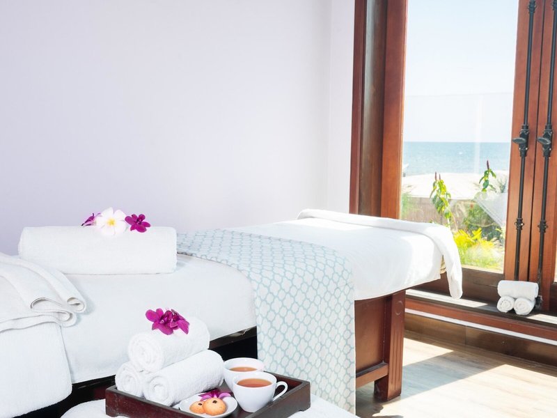 Hoang Ngoc Beach Resort 35