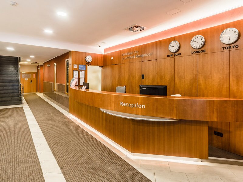 Archibald City 4 - Lounge / Lobby