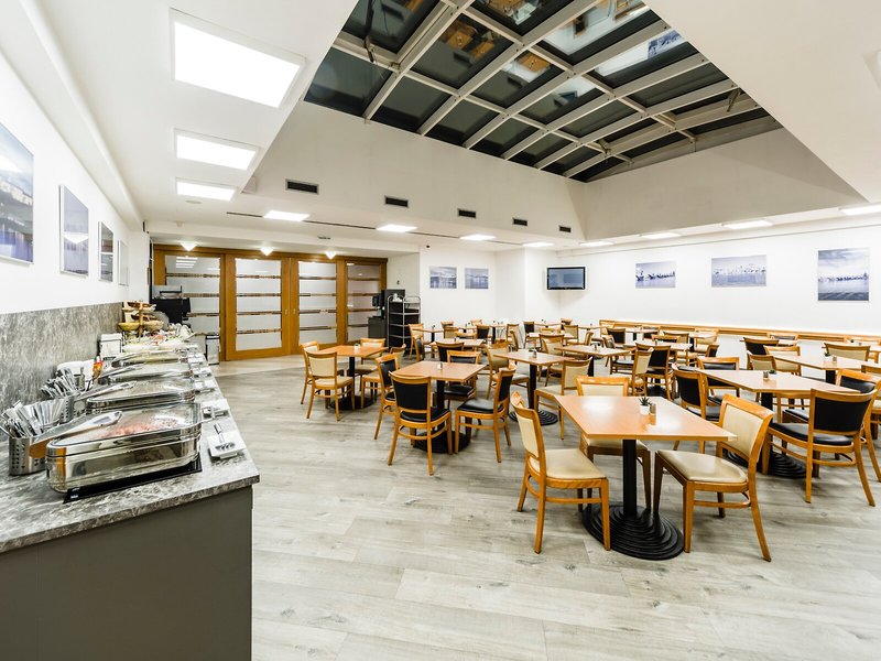 Archibald City 8 - Restaurant