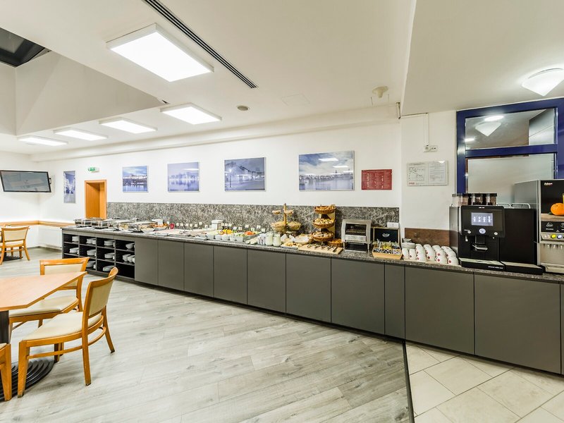 Archibald City 12 - Restaurant