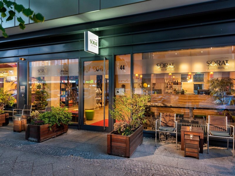 SORAT Hotel Ambassador Berlin 3 - Exterior