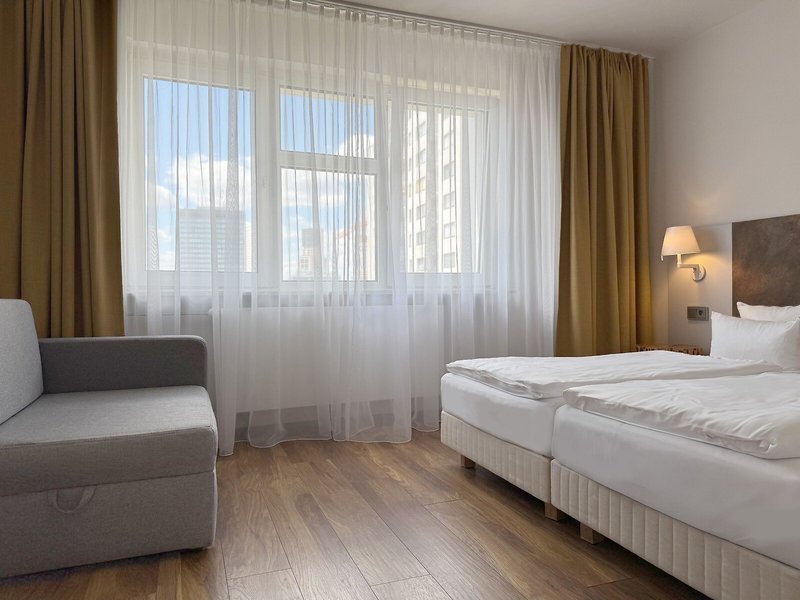 SORAT Hotel Ambassador Berlin 22 - Room Example