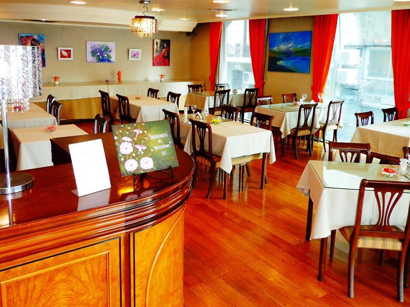 Imperial Park 7 - Restaurant