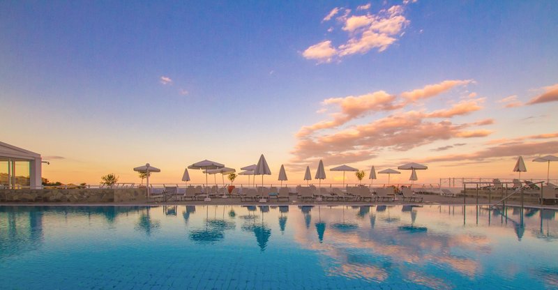 Peninsula Resort & Spa 5