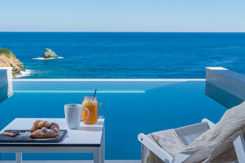 Peninsula Resort & Spa 10