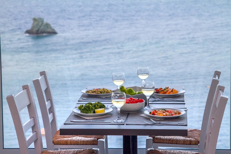 Peninsula Resort & Spa 25