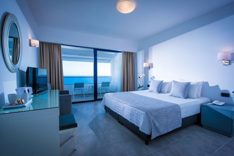 Peninsula Resort & Spa 42