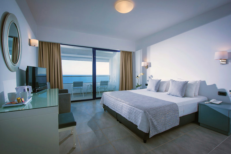 Peninsula Resort & Spa 11