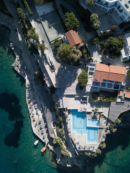 Peninsula Resort & Spa 8