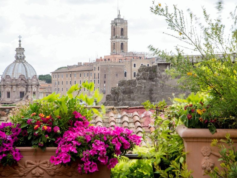The Inn at The Roman Forum 46