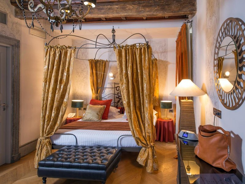 The Inn at The Roman Forum 50