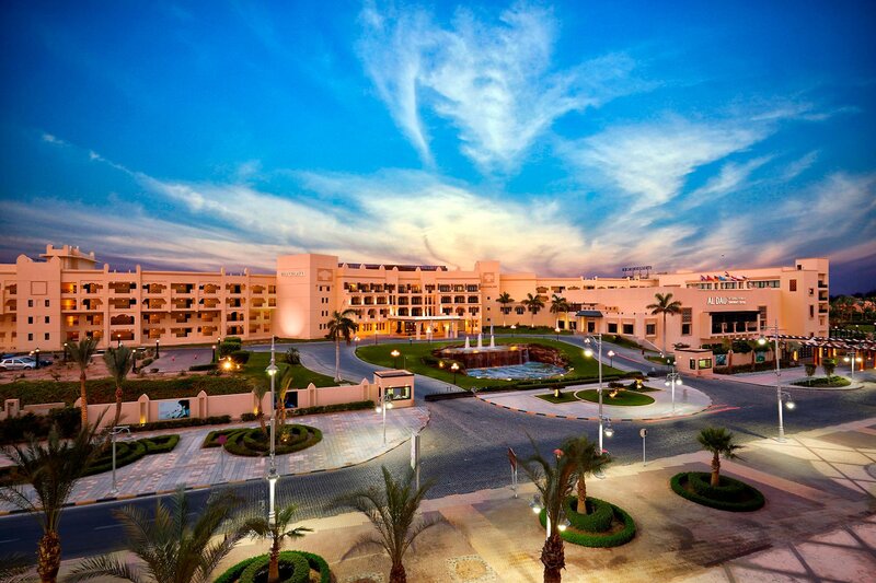 Steigenberger Al Dau Beach Hotel 2