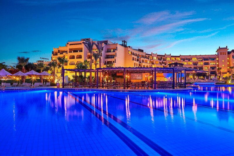 Steigenberger Al Dau Beach Hotel 4
