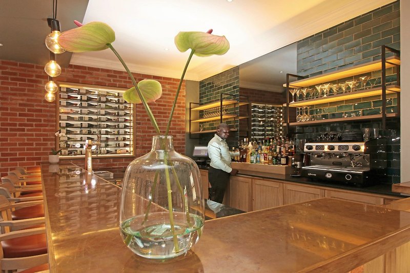 Hollow On The Square 5