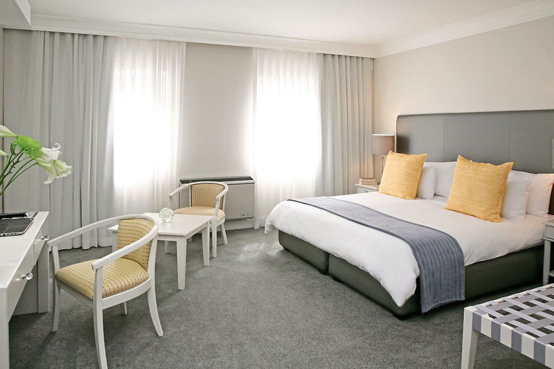 Hollow On The Square 6