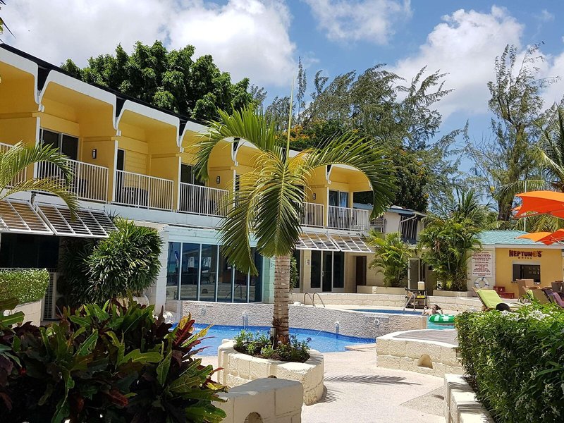 Radisson Aquatica Beach Resort 2