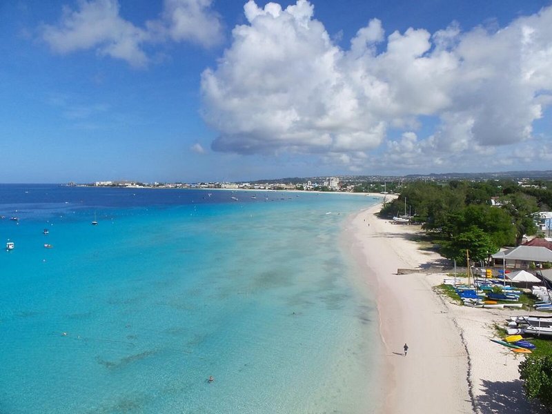 Radisson Aquatica Beach Resort 8