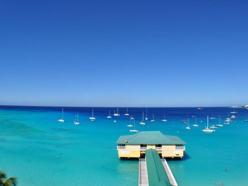 Radisson Aquatica Beach Resort 17