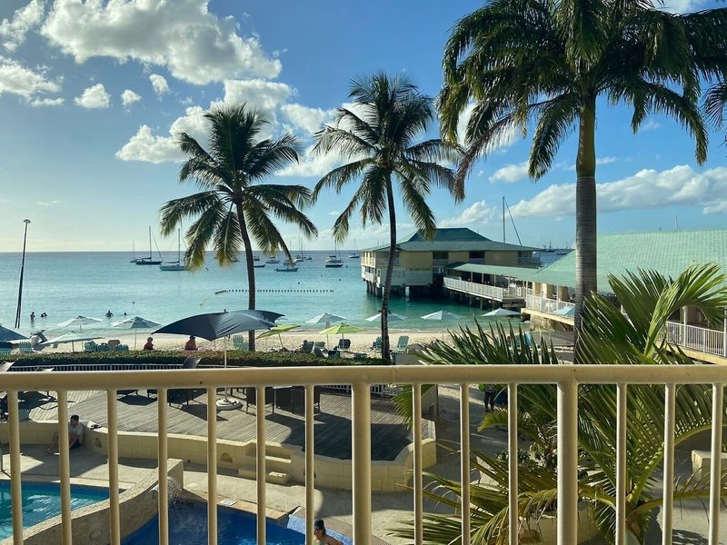 Radisson Aquatica Beach Resort 18