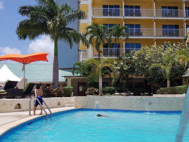 Radisson Aquatica Beach Resort 21
