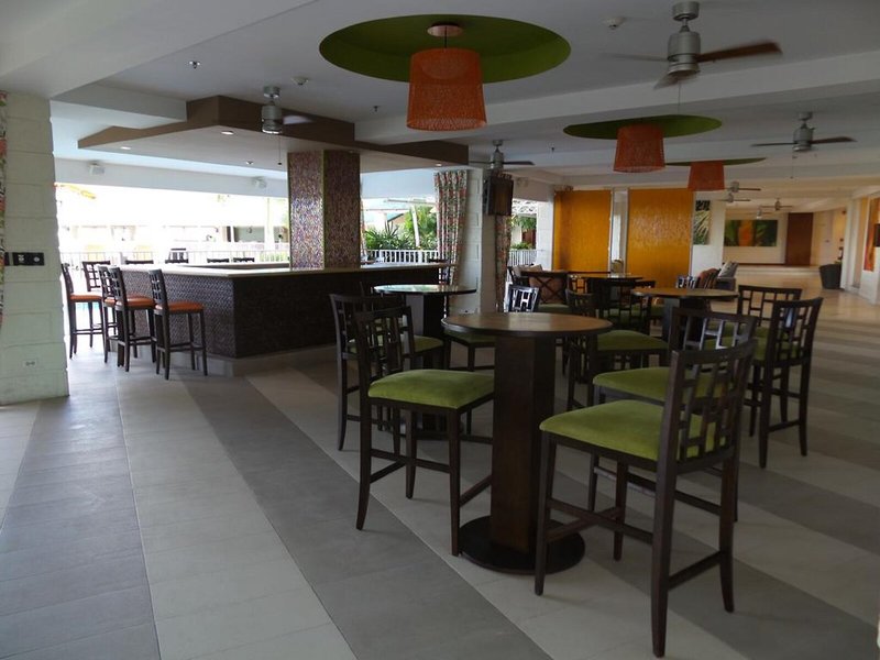 Radisson Aquatica Beach Resort 29