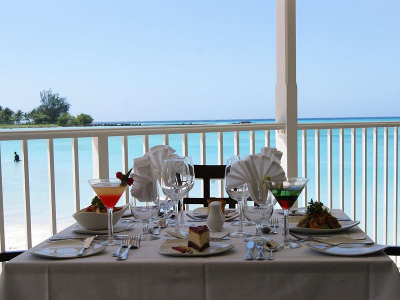 Radisson Aquatica Beach Resort 35