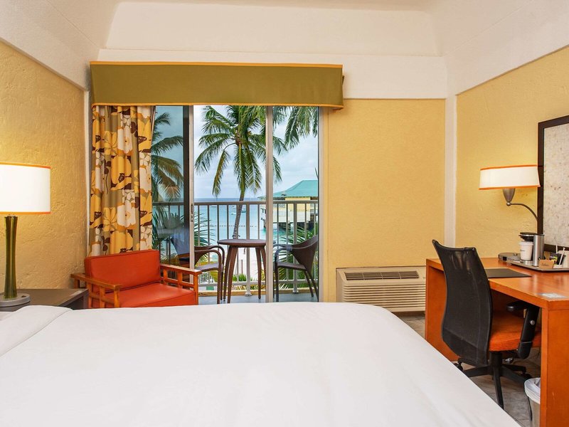 Radisson Aquatica Beach Resort 44