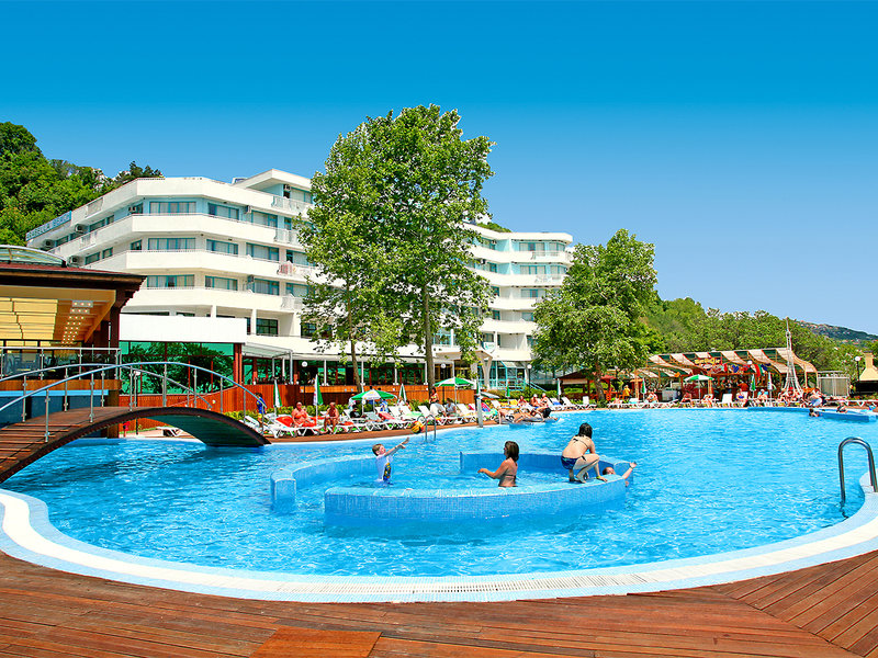 Arabella Beach 5