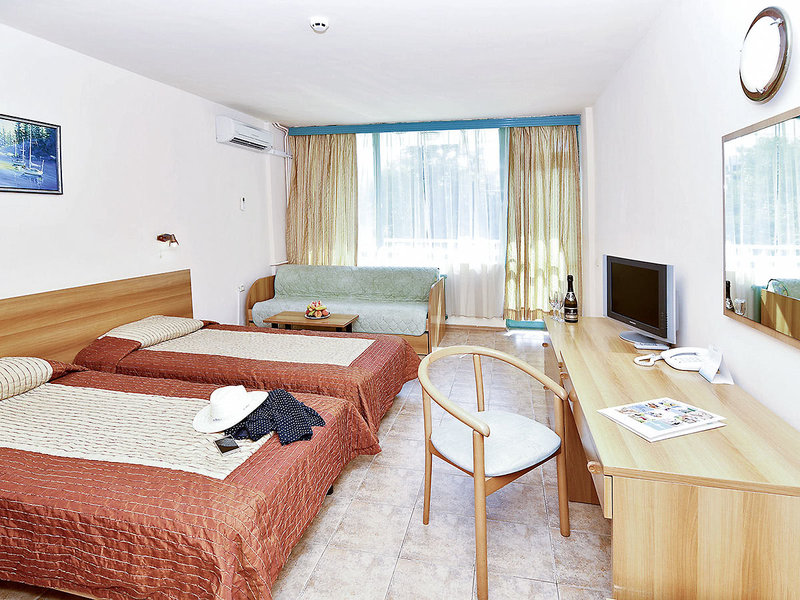 Arabella Beach 7