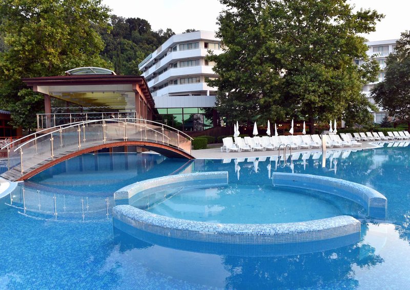 Arabella Beach 10