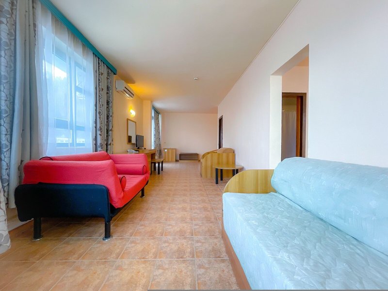 Arabella Beach 6