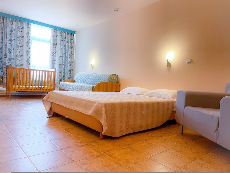 Arabella Beach 10