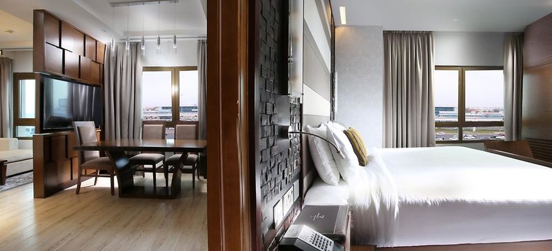 Metropolitan Hotel Dubai 5