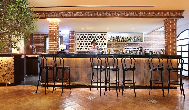 Metropolitan Hotel Dubai 15