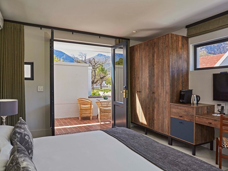 Chapter House Boutique Hotel 22