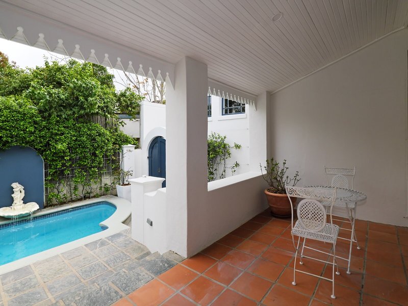 Chapter House Boutique Hotel 33